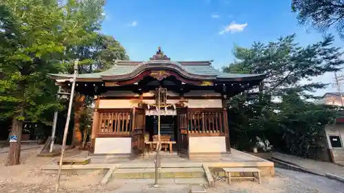 夜疑神社の建物その他