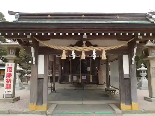 岡湊神社の本殿・本堂