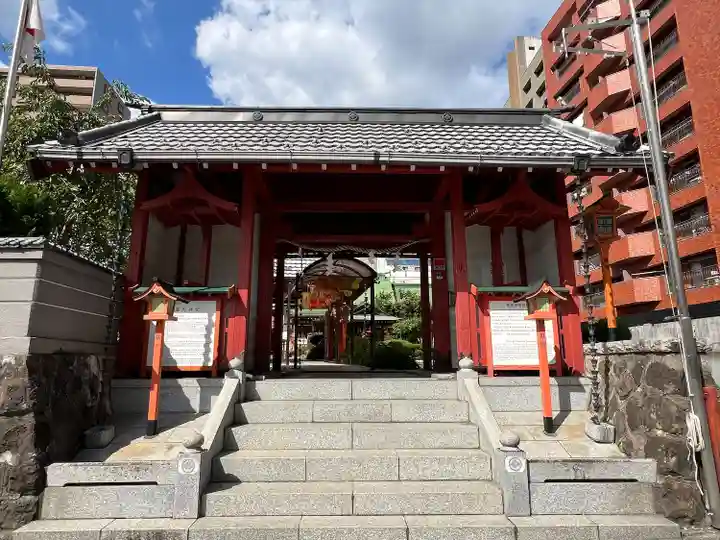 仙台大神宮の山門・神門