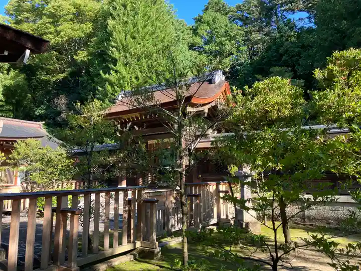 武田神社の本殿・本堂