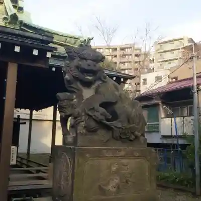 寄木神社の狛犬