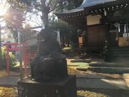 春日神社の像