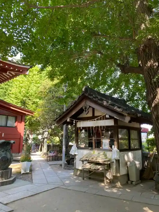 待乳山聖天(本龍院)の{uncategorized: "未分類", other: "その他", undefined: "問題あり", building: "その他建物", grave: "お墓", sacred_gate: "鳥居", guardian: "狛犬", statue: "像", buddha: "仏像", history: "歴史", nature: "自然", garden: "庭園", animal: "動物", pagoda: "塔", temizu: "手水舎", mountain_gate: "山門・神門", sanctuary: "本殿・本堂", subordinate: "末社・摂社", art: "芸術", scenery: "景色", jizo: "地蔵", ema: "絵馬", goshuin: "御朱印", omikuji: "おみくじ", items: "授与品その他", amulet: "お守り", goshuincho: "御朱印帳", eats: "食事", festival: "お祭り", votive_dance: "神楽", shichigosan: "七五三参", wedding: "結婚式", experience: "体験その他", initially: "初詣", around: "周辺", anti_infection: "感染症対策"}