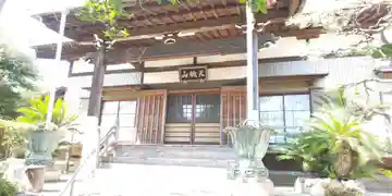 光岳寺の本殿・本堂