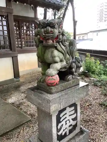 神明社（八事町）の狛犬