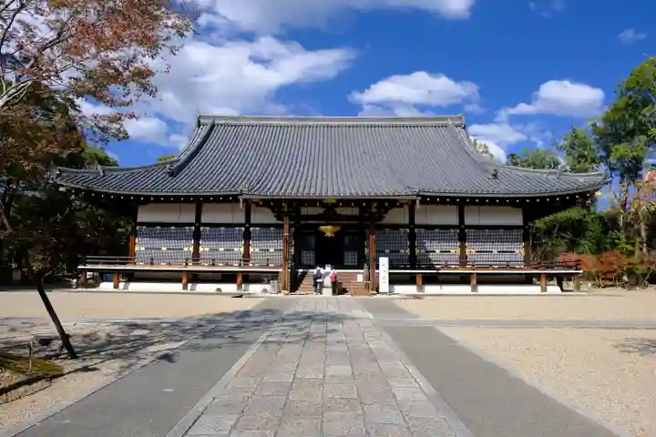 仁和寺の本殿・本堂