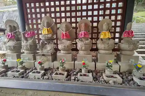 八事山 興正寺の地蔵