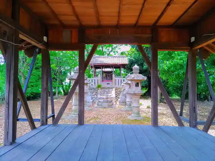 白山社(千代)の本殿・本堂