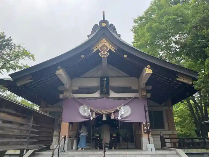 彌彦神社 (伊夜日子神社)(北海道)