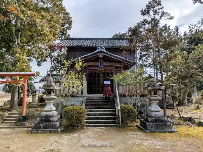 栩原稲荷神社の本殿
