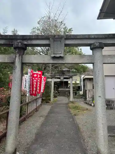 甲斐善光寺の{uncategorized: "未分類", other: "その他", undefined: "問題あり", building: "その他建物", grave: "お墓", sacred_gate: "鳥居", guardian: "狛犬", statue: "像", buddha: "仏像", history: "歴史", nature: "自然", garden: "庭園", animal: "動物", pagoda: "塔", temizu: "手水舎", mountain_gate: "山門・神門", sanctuary: "本殿・本堂", subordinate: "末社・摂社", art: "芸術", scenery: "景色", jizo: "地蔵", ema: "絵馬", goshuin: "御朱印", omikuji: "おみくじ", items: "授与品その他", amulet: "お守り", goshuincho: "御朱印帳", eats: "食事", festival: "お祭り", votive_dance: "神楽", shichigosan: "七五三参", wedding: "結婚式", experience: "体験その他", initially: "初詣", around: "周辺", anti_infection: "感染症対策"}