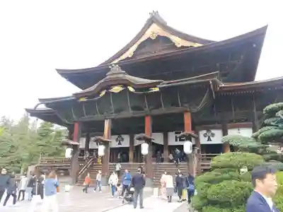善光寺の本殿・本堂