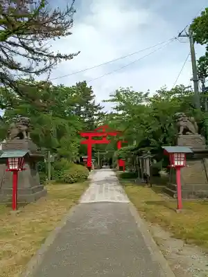 日吉神社の{uncategorized: "未分類", other: "その他", undefined: "問題あり", building: "その他建物", grave: "お墓", sacred_gate: "鳥居", guardian: "狛犬", statue: "像", buddha: "仏像", history: "歴史", nature: "自然", garden: "庭園", animal: "動物", pagoda: "塔", temizu: "手水舎", mountain_gate: "山門・神門", sanctuary: "本殿・本堂", subordinate: "末社・摂社", art: "芸術", scenery: "景色", jizo: "地蔵", ema: "絵馬", goshuin: "御朱印", omikuji: "おみくじ", items: "授与品その他", amulet: "お守り", goshuincho: "御朱印帳", eats: "食事", festival: "お祭り", votive_dance: "神楽", shichigosan: "七五三参", wedding: "結婚式", experience: "体験その他", initially: "初詣", around: "周辺", anti_infection: "感染症対策"}