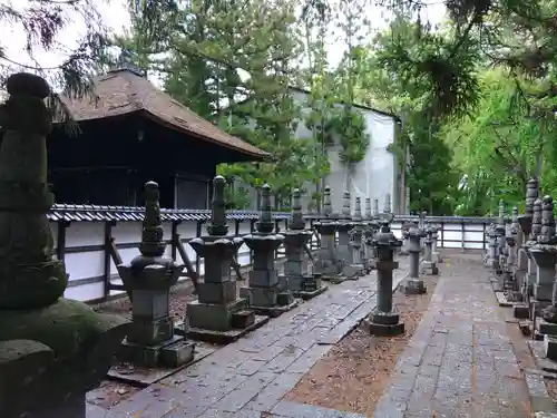 長國寺のお墓