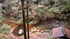 龍鎮神社の庭園