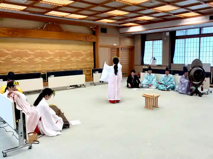 守りの神 藤基神社(新潟県)