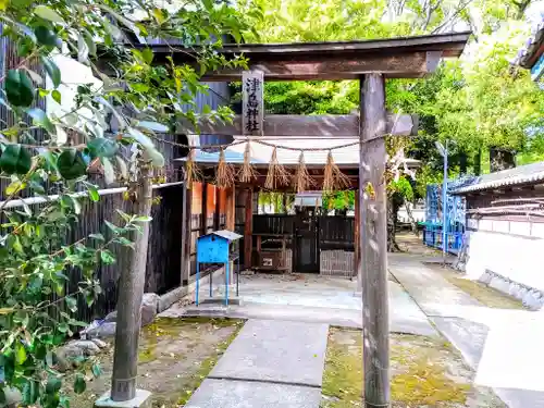 白山神社の鳥居