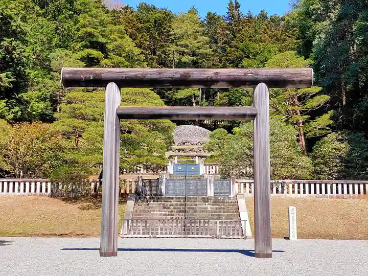 武蔵陵墓地(東京都)