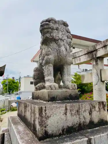 三輪神社の狛犬