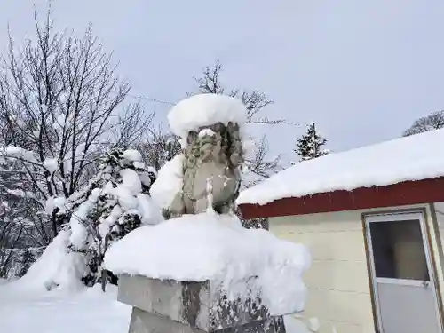 剣淵神社の狛犬