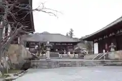 當麻寺の本殿