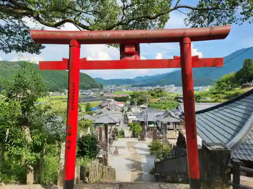 龍光寺の鳥居