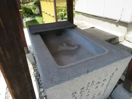 法源寺の手水舎