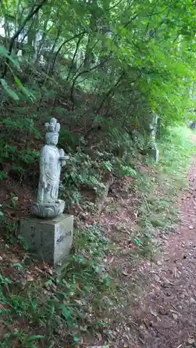 門前温泉神社の仏像
