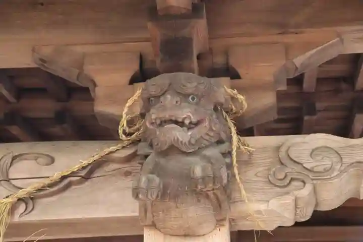 直毘神社の芸術