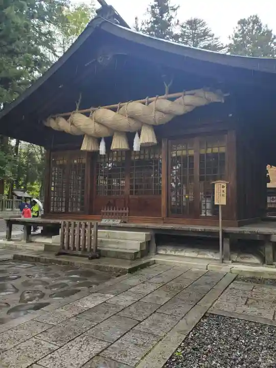 諏訪大社下社春宮の本殿・本堂