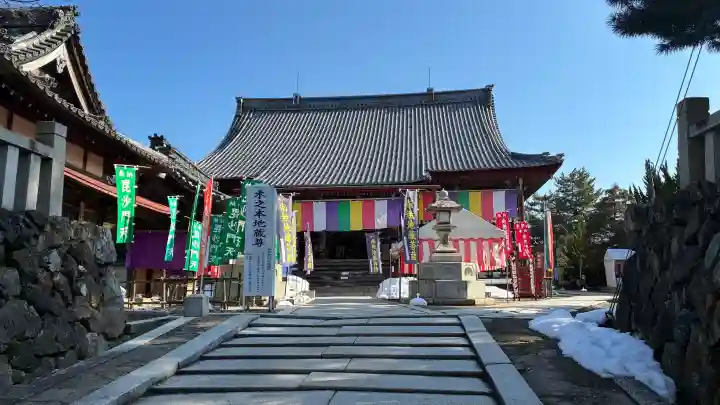 木之本地蔵院(浄信寺)の{uncategorized: "未分類", other: "その他", undefined: "問題あり", building: "その他建物", grave: "お墓", sacred_gate: "鳥居", guardian: "狛犬", statue: "像", buddha: "仏像", history: "歴史", nature: "自然", garden: "庭園", animal: "動物", pagoda: "塔", temizu: "手水舎", mountain_gate: "山門・神門", sanctuary: "本殿・本堂", subordinate: "末社・摂社", art: "芸術", scenery: "景色", jizo: "地蔵", ema: "絵馬", goshuin: "御朱印", omikuji: "おみくじ", items: "授与品その他", amulet: "お守り", goshuincho: "御朱印帳", eats: "食事", festival: "お祭り", votive_dance: "神楽", shichigosan: "七五三参", wedding: "結婚式", experience: "体験その他", initially: "初詣", around: "周辺", anti_infection: "感染症対策"}