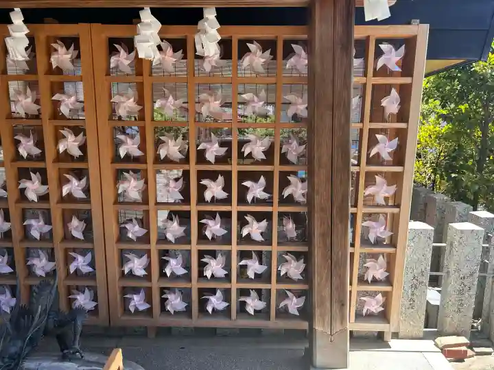 御嶽神社茅萱宮の{uncategorized: "未分類", other: "その他", undefined: "問題あり", building: "その他建物", grave: "お墓", sacred_gate: "鳥居", guardian: "狛犬", statue: "像", buddha: "仏像", history: "歴史", nature: "自然", garden: "庭園", animal: "動物", pagoda: "塔", temizu: "手水舎", mountain_gate: "山門・神門", sanctuary: "本殿・本堂", subordinate: "末社・摂社", art: "芸術", scenery: "景色", jizo: "地蔵", ema: "絵馬", goshuin: "御朱印", omikuji: "おみくじ", items: "授与品その他", amulet: "お守り", goshuincho: "御朱印帳", eats: "食事", festival: "お祭り", votive_dance: "神楽", shichigosan: "七五三参", wedding: "結婚式", experience: "体験その他", initially: "初詣", around: "周辺", anti_infection: "感染症対策"}