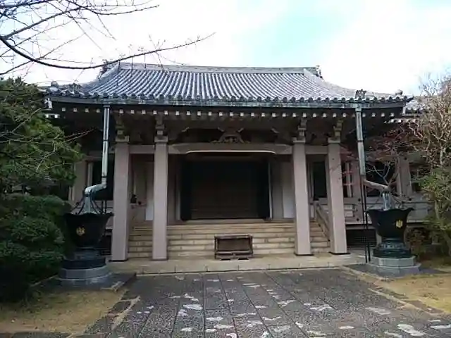 龍雲寺の本殿・本堂