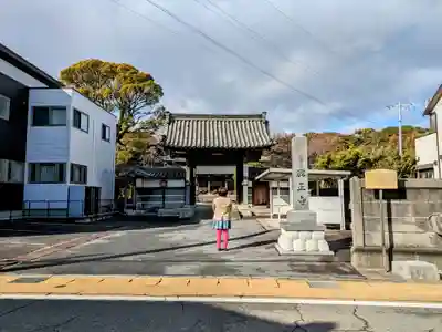 興正寺の山門・神門