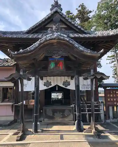 鬼鎮神社の本殿