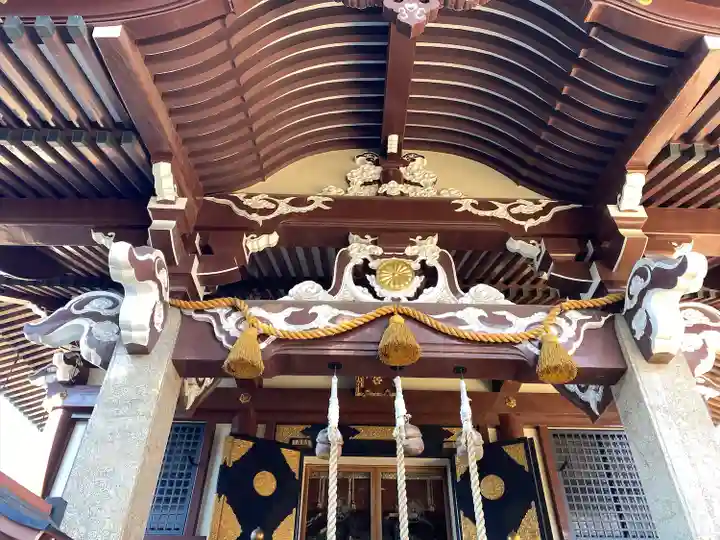 諏訪神社の本殿・本堂