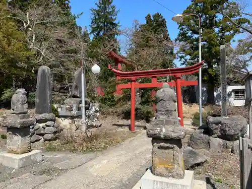 奥富士出雲神社の鳥居