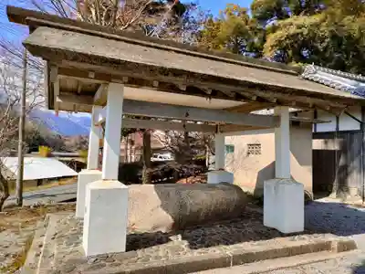 春日神社の手水舎