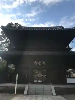 泉岳寺の山門・神門