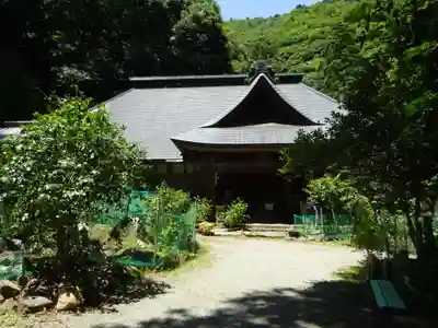 阿弥陀寺の本殿・本堂