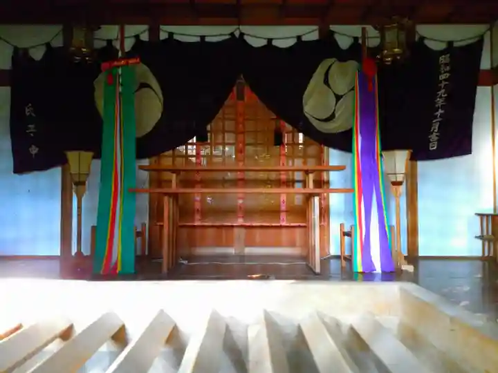 熊野神社の本殿・本堂