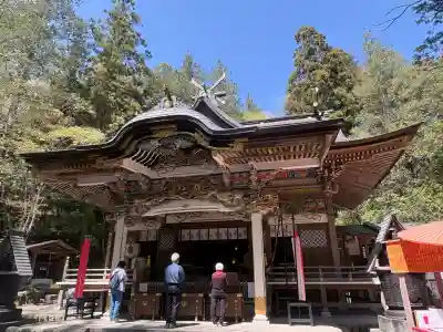 宝登山神社の{uncategorized: "未分類", other: "その他", undefined: "問題あり", building: "その他建物", grave: "お墓", sacred_gate: "鳥居", guardian: "狛犬", statue: "像", buddha: "仏像", history: "歴史", nature: "自然", garden: "庭園", animal: "動物", pagoda: "塔", temizu: "手水舎", mountain_gate: "山門・神門", sanctuary: "本殿・本堂", subordinate: "末社・摂社", art: "芸術", scenery: "景色", jizo: "地蔵", ema: "絵馬", goshuin: "御朱印", omikuji: "おみくじ", items: "授与品その他", amulet: "お守り", goshuincho: "御朱印帳", eats: "食事", festival: "お祭り", votive_dance: "神楽", shichigosan: "七五三参", wedding: "結婚式", experience: "体験その他", initially: "初詣", around: "周辺", anti_infection: "感染症対策"}
