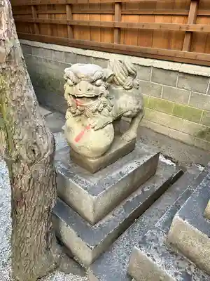華下天滿神社の狛犬