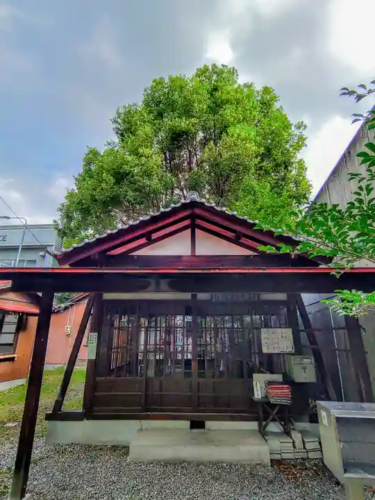 三徳龍神社(名東本通3)の本殿・本堂