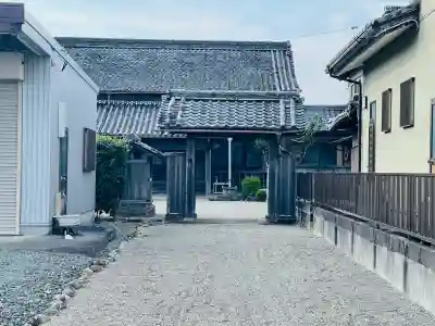 観音寺の{uncategorized: "未分類", other: "その他", undefined: "問題あり", building: "その他建物", grave: "お墓", sacred_gate: "鳥居", guardian: "狛犬", statue: "像", buddha: "仏像", history: "歴史", nature: "自然", garden: "庭園", animal: "動物", pagoda: "塔", temizu: "手水舎", mountain_gate: "山門・神門", sanctuary: "本殿・本堂", subordinate: "末社・摂社", art: "芸術", scenery: "景色", jizo: "地蔵", ema: "絵馬", goshuin: "御朱印", omikuji: "おみくじ", items: "授与品その他", amulet: "お守り", goshuincho: "御朱印帳", eats: "食事", festival: "お祭り", votive_dance: "神楽", shichigosan: "七五三参", wedding: "結婚式", experience: "体験その他", initially: "初詣", around: "周辺", anti_infection: "感染症対策"}