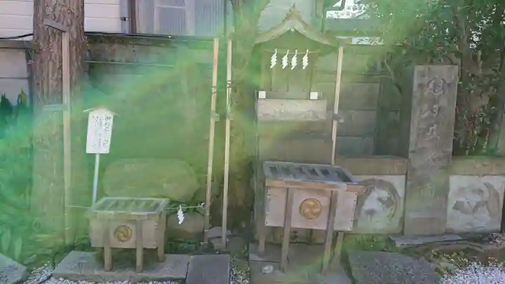 幸稲荷神社の末社・摂社