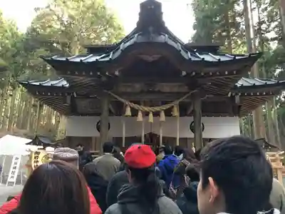御岩神社の本殿・本堂