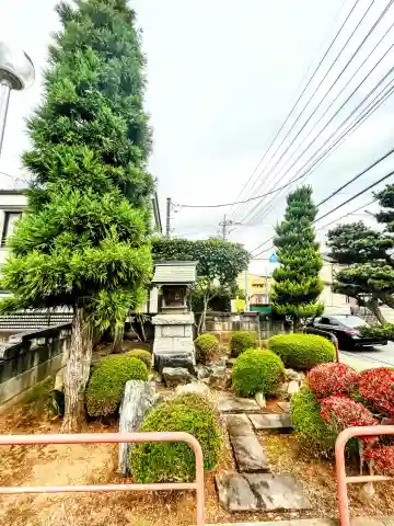 明星社の{uncategorized: "未分類", other: "その他", undefined: "問題あり", building: "その他建物", grave: "お墓", sacred_gate: "鳥居", guardian: "狛犬", statue: "像", buddha: "仏像", history: "歴史", nature: "自然", garden: "庭園", animal: "動物", pagoda: "塔", temizu: "手水舎", mountain_gate: "山門・神門", sanctuary: "本殿・本堂", subordinate: "末社・摂社", art: "芸術", scenery: "景色", jizo: "地蔵", ema: "絵馬", goshuin: "御朱印", omikuji: "おみくじ", items: "授与品その他", amulet: "お守り", goshuincho: "御朱印帳", eats: "食事", festival: "お祭り", votive_dance: "神楽", shichigosan: "七五三参", wedding: "結婚式", experience: "体験その他", initially: "初詣", around: "周辺", anti_infection: "感染症対策"}