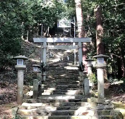 籰繰神社の鳥居