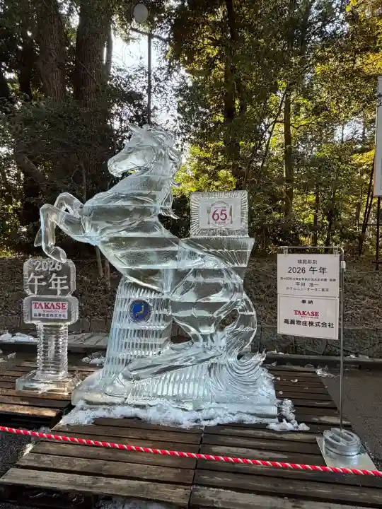 明治神宮の{uncategorized: "未分類", other: "その他", undefined: "問題あり", building: "その他建物", grave: "お墓", sacred_gate: "鳥居", guardian: "狛犬", statue: "像", buddha: "仏像", history: "歴史", nature: "自然", garden: "庭園", animal: "動物", pagoda: "塔", temizu: "手水舎", mountain_gate: "山門・神門", sanctuary: "本殿・本堂", subordinate: "末社・摂社", art: "芸術", scenery: "景色", jizo: "地蔵", ema: "絵馬", goshuin: "御朱印", omikuji: "おみくじ", items: "授与品その他", amulet: "お守り", goshuincho: "御朱印帳", eats: "食事", festival: "お祭り", votive_dance: "神楽", shichigosan: "七五三参", wedding: "結婚式", experience: "体験その他", initially: "初詣", around: "周辺", anti_infection: "感染症対策"}